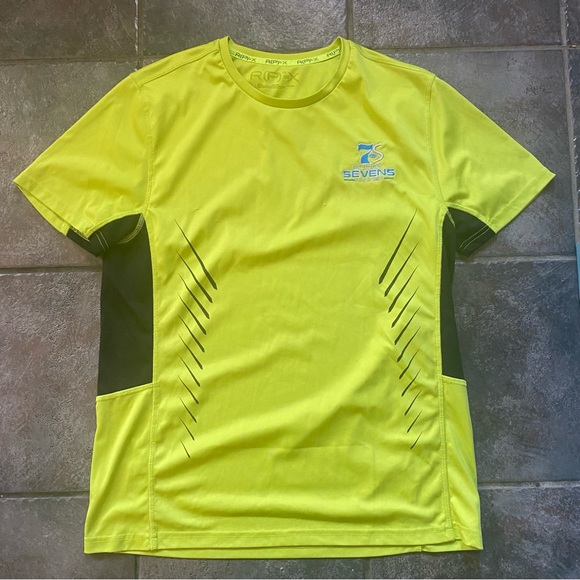 •Mens graphic tee bundle 5 piece• Size L - Picture 8 of 15